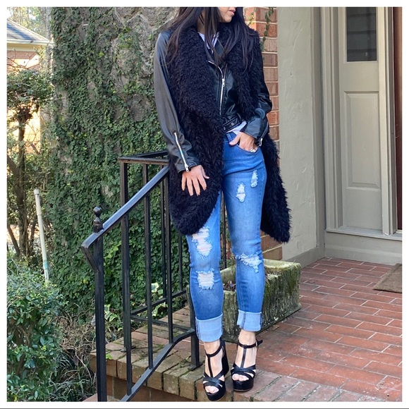 Black gorgeous faux fur Sherpa vest - Picture 4 of 8